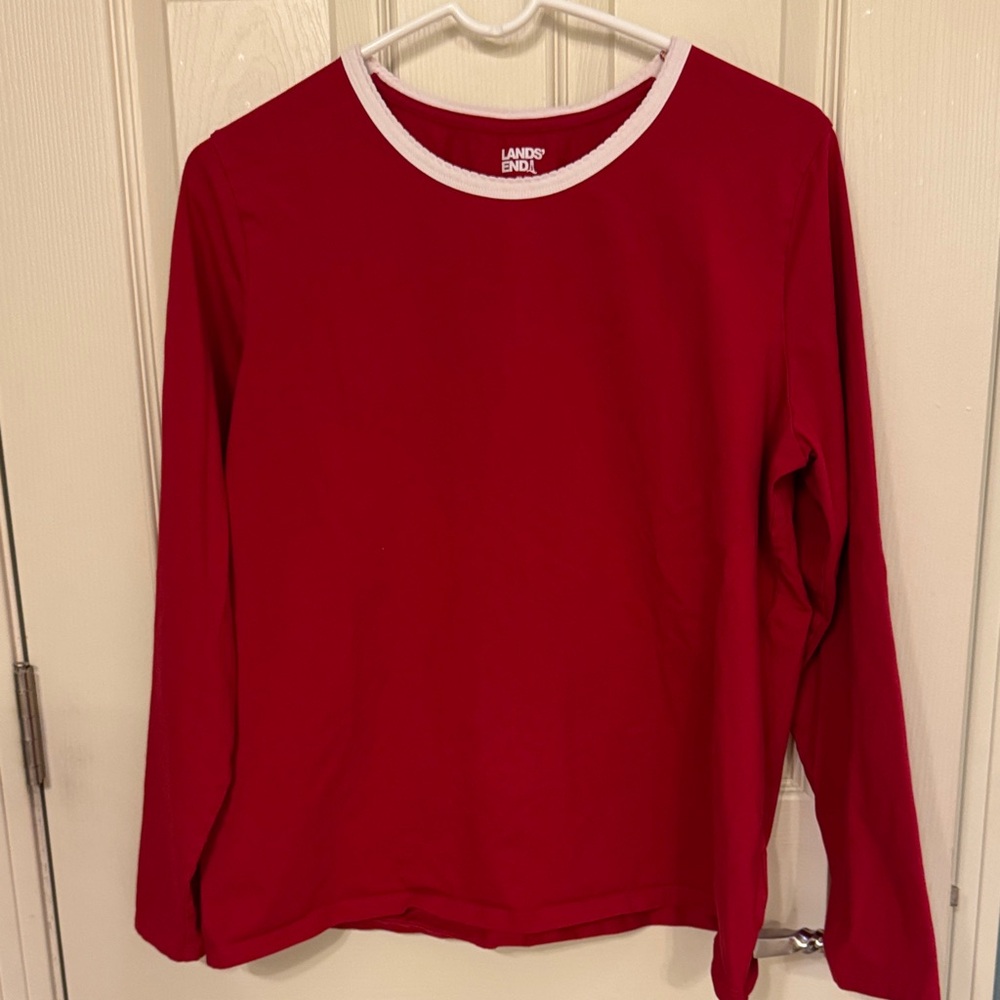 Lands' End ladies Classic Red Long Sleeve Tee with white trim. XL/P.